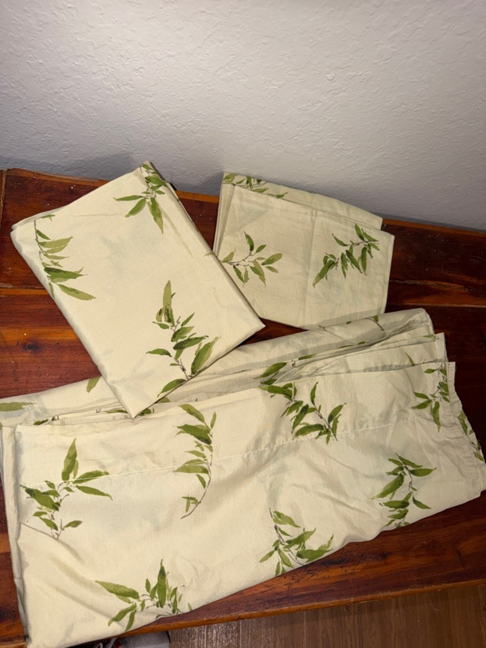 Vintage Queen Flat Sheet 2 Pillowcases Pastel Green Leaves granny cottagecore